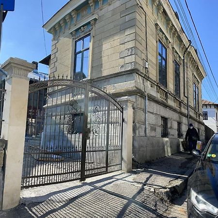 Hotel Casa Continentelor Câmpulung Zewnętrze zdjęcie