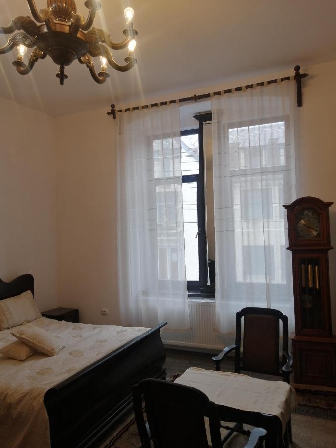 Hotel Casa Continentelor Câmpulung Zewnętrze zdjęcie