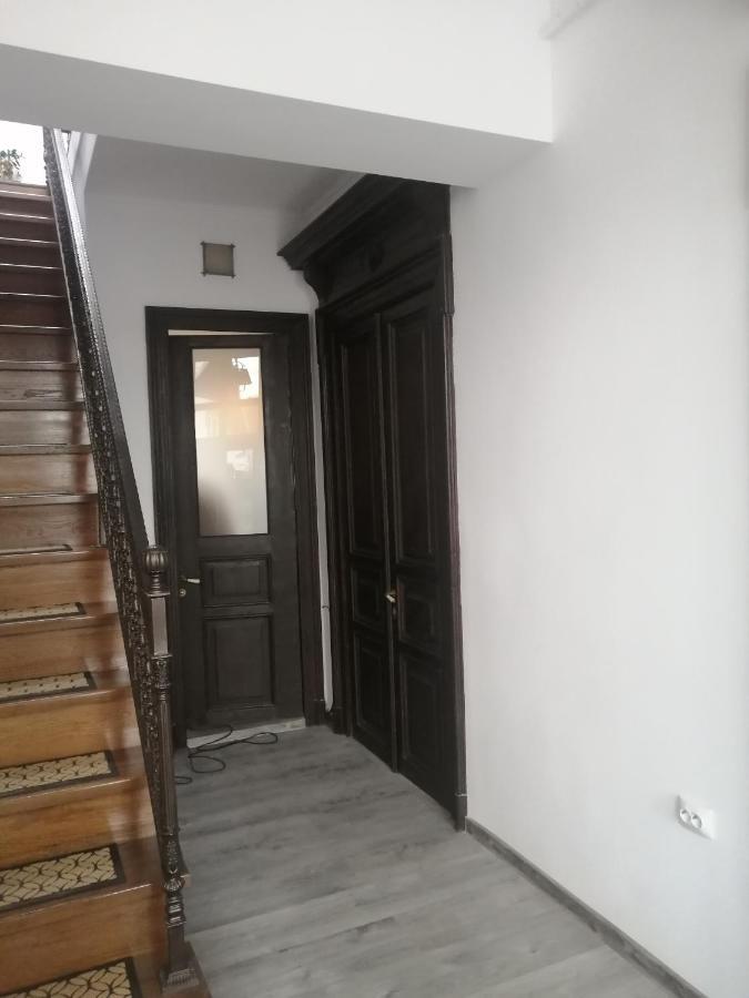 Hotel Casa Continentelor Câmpulung Zewnętrze zdjęcie