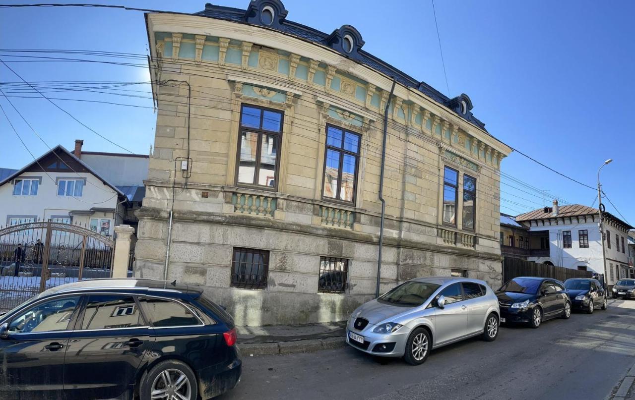 Hotel Casa Continentelor Câmpulung Zewnętrze zdjęcie
