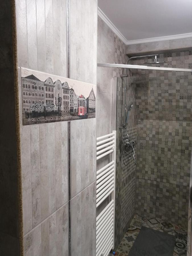 Hotel Casa Continentelor Câmpulung Zewnętrze zdjęcie